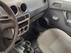 VOLKSWAGEN SAVEIRO TREND 1.6 2008/2009 LAVENDA VEÍCULOS ARROIO DO MEIO / Carros no Vale