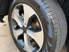 JEEP COMPASS 2.0 16V FLEX LONGITUDE AUTOMÁTICO 2017/2017 BOSCO AUTOMÓVEIS GUAPORÉ / Carros no Vale