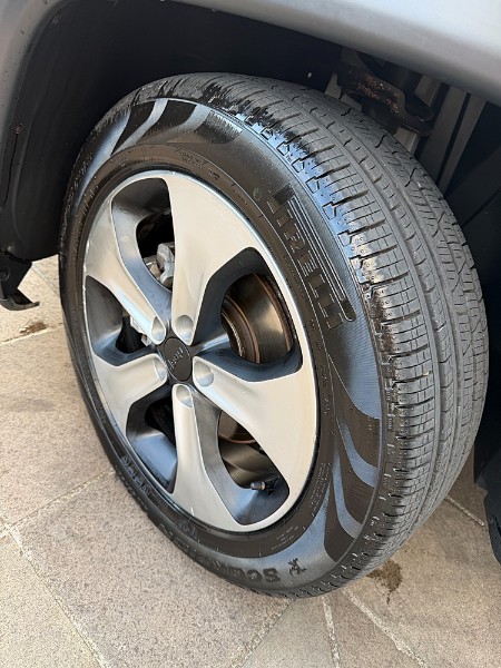 JEEP COMPASS 2.0 16V FLEX LONGITUDE AUTOMÁTICO 2017/2017 BOSCO AUTOMÓVEIS GUAPORÉ / Carros no Vale