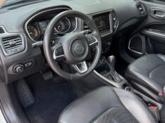 JEEP COMPASS 2.0 16V FLEX LONGITUDE AUTOMÁTICO 2017/2017 BOSCO AUTOMÓVEIS GUAPORÉ / Carros no Vale