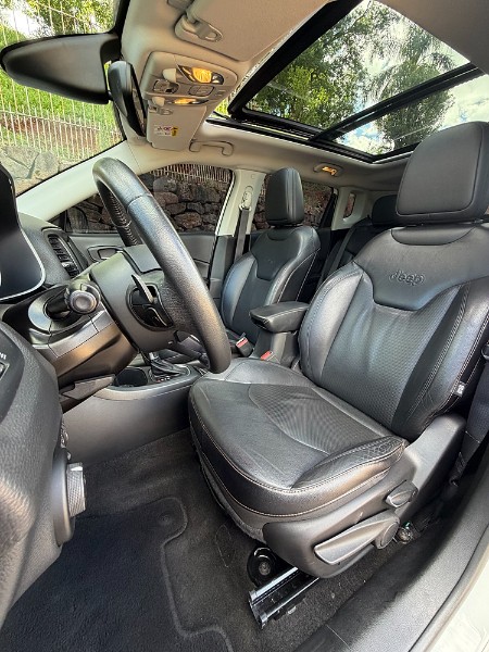 JEEP COMPASS 2.0 16V FLEX LONGITUDE AUTOMÁTICO 2017/2017 BOSCO AUTOMÓVEIS GUAPORÉ / Carros no Vale