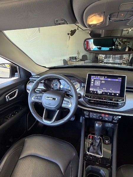 JEEP COMPASS 1.3 LONGITUDE T270 AT6 4X2 TURBO 2022 2022/2023 BOSCO AUTOMÓVEIS GUAPORÉ / Carros no Vale