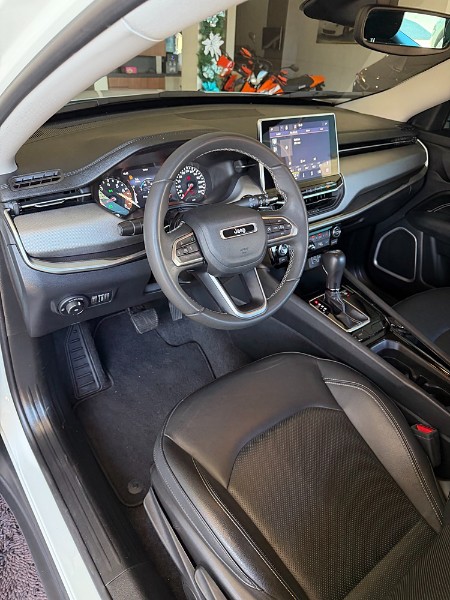 JEEP COMPASS 1.3 LONGITUDE T270 AT6 4X2 TURBO 2022 2022/2023 BOSCO AUTOMÓVEIS GUAPORÉ / Carros no Vale