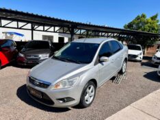 FORD FOCUS SEDAN 2.0 /2011 AR MULTIMARCAS VENÂNCIO AIRES / Carros no Vale