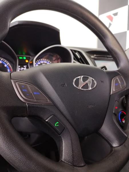 HYUNDAI HB20 1.6 CONFORT PLUS 2016/2016 TIAGO AUTOMÓVEIS VENÂNCIO AIRES / Carros no Vale