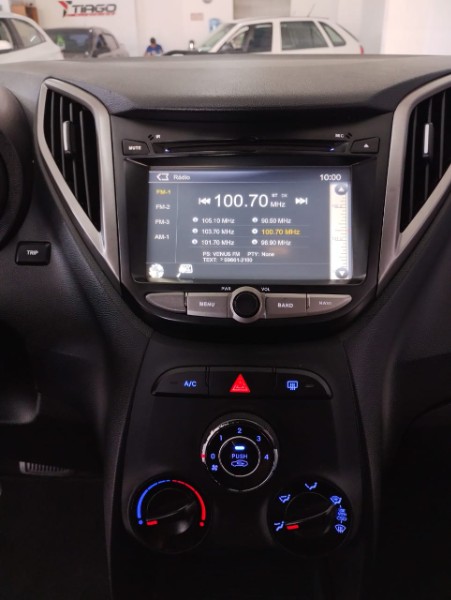 HYUNDAI HB20 1.6 CONFORT PLUS 2016/2016 TIAGO AUTOMÓVEIS VENÂNCIO AIRES / Carros no Vale