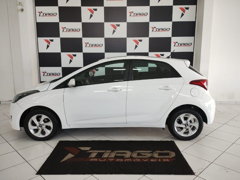 HYUNDAI HB20 1.6 CONFORT PLUS 2016/2016 TIAGO AUTOMÓVEIS VENÂNCIO AIRES / Carros no Vale