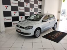 VOLKSWAGEN GOL 1.6 MSI TOTALFLEX HIGHLINE 2015/2015 TIAGO AUTOMÓVEIS VENÂNCIO AIRES / Carros no Vale
