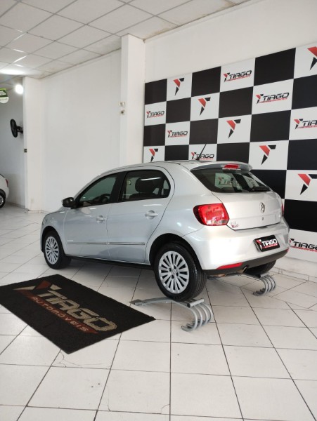 VOLKSWAGEN GOL 1.6 MSI TOTALFLEX HIGHLINE 2015/2015 TIAGO AUTOMÓVEIS VENÂNCIO AIRES / Carros no Vale