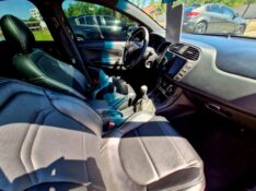 FIAT BRAVO 1.8 SPORTING 16V FLEX 4P MANUAL 2016/2016 CRUZEIRO MULTIMARCAS CRUZEIRO DO SUL / Carros no Vale