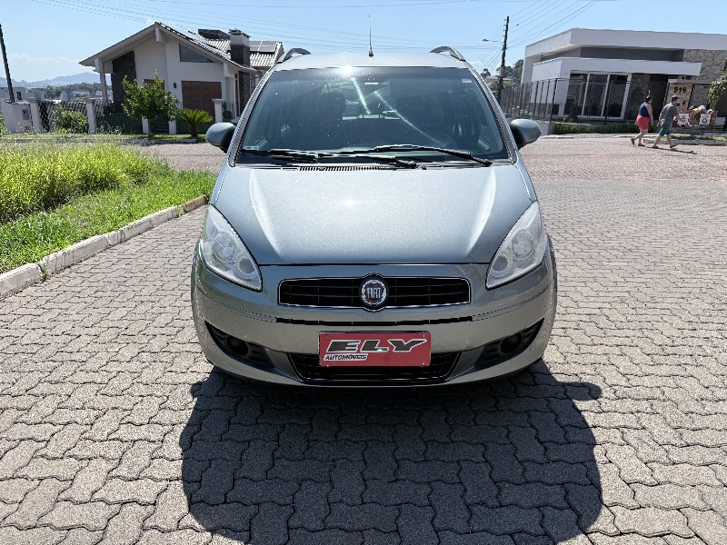 FIAT IDEA 1.6 MPI ESSENCE 16V FLEX 4P MANUAL 2013/2013 ELY AUTOMÓVEIS LAJEADO / Carros no Vale