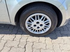 FIAT IDEA 1.6 MPI ESSENCE 16V FLEX 4P MANUAL 2013/2013 ELY AUTOMÓVEIS LAJEADO / Carros no Vale