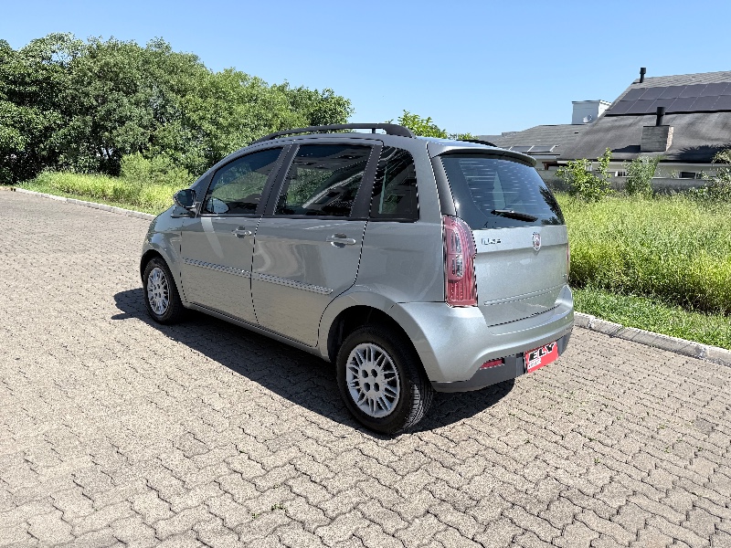 FIAT IDEA 1.6 MPI ESSENCE 16V FLEX 4P MANUAL 2013/2013 ELY AUTOMÓVEIS LAJEADO / Carros no Vale