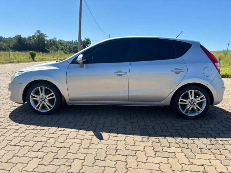 HYUNDAI I30 /2010 RT 811 VEÍCULOS ARROIO DO MEIO / Carros no Vale
