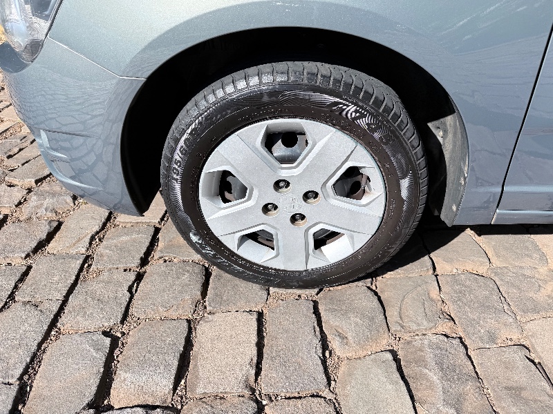 CHEVROLET COBALT 1.4 LT 2013/2013 ELY AUTOMÓVEIS LAJEADO / Carros no Vale