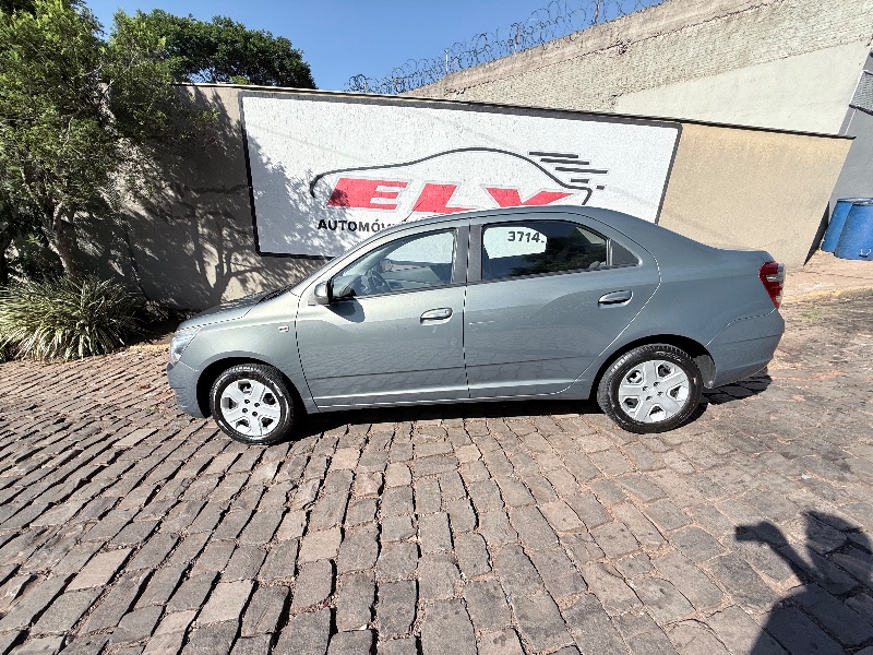 CHEVROLET COBALT 1.4 LT 2013/2013 ELY AUTOMÓVEIS LAJEADO / Carros no Vale