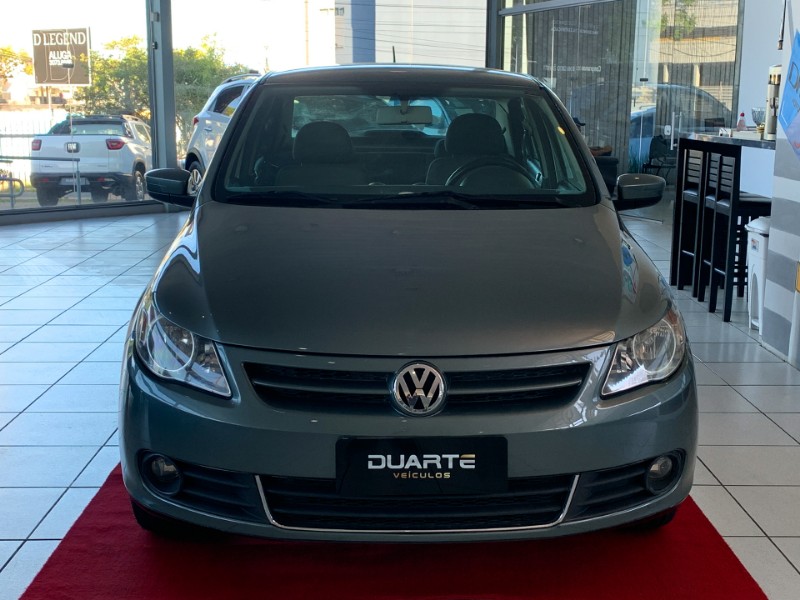 VOLKSWAGEN VOYAGE 1.0 CITY MI 8V 2009/2010 DUARTE VEÍCULOS PORTO ALEGRE / Carros no Vale