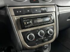 VOLKSWAGEN VOYAGE 1.0 CITY MI 8V 2009/2010 DUARTE VEÍCULOS PORTO ALEGRE / Carros no Vale