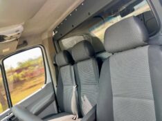 MERCEDES-BENZ SPRINTER 2.2 FURGAO 311 2015/2016 PREMIUM AUTOMÓVEIS ARROIO DO MEIO / Carros no Vale