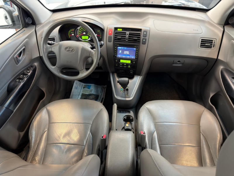 HYUNDAI TUCSON 2.0 GLS 2014/2014 LUCAS AUTOMÓVEIS BOM RETIRO DO SUL / Carros no Vale