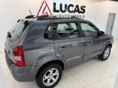 HYUNDAI TUCSON 2.0 GLS 2014/2014 LUCAS AUTOMÓVEIS BOM RETIRO DO SUL / Carros no Vale