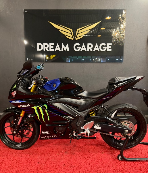 YAMAHA YZF-R3 /2023 EXCLUSIVO VEÍCULOS SANTA CRUZ DO SUL / Carros no Vale