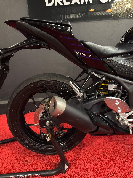 YAMAHA YZF-R3 /2023 EXCLUSIVO VEÍCULOS SANTA CRUZ DO SUL / Carros no Vale