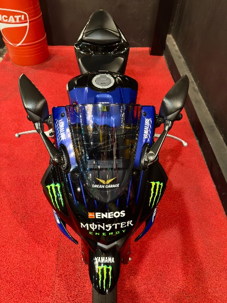 YAMAHA YZF-R3 /2023 EXCLUSIVO VEÍCULOS SANTA CRUZ DO SUL / Carros no Vale