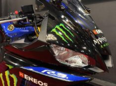 YAMAHA YZF-R3 /2023 EXCLUSIVO VEÍCULOS SANTA CRUZ DO SUL / Carros no Vale