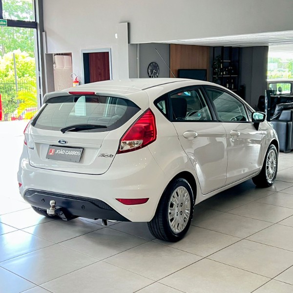 FORD FIESTA SE 1.6 16V 2018/2018 JOÃO CARROS MULTIMARCAS GUAPORÉ / Carros no Vale