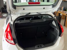 FORD FIESTA SE 1.6 16V 2018/2018 JOÃO CARROS MULTIMARCAS GUAPORÉ / Carros no Vale