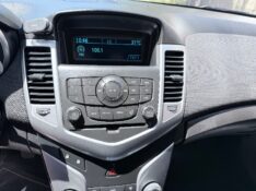 CHEVROLET CRUZE 1.8 LT 16V FLEX 4P MANUAL 2013/2013 ELY AUTOMÓVEIS LAJEADO / Carros no Vale