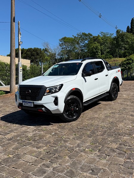 NISSAN FRONTIER 2.3 PRO4X 4X4 CD BI-TURBO 2023/2024 BOSCO AUTOMÓVEIS GUAPORÉ / Carros no Vale