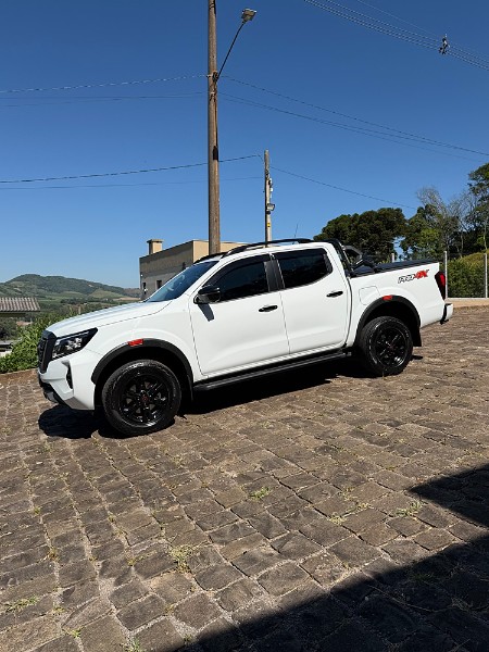 NISSAN FRONTIER 2.3 PRO4X 4X4 CD BI-TURBO 2023/2024 BOSCO AUTOMÓVEIS GUAPORÉ / Carros no Vale