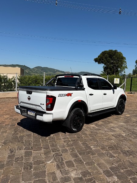 NISSAN FRONTIER 2.3 PRO4X 4X4 CD BI-TURBO 2023/2024 BOSCO AUTOMÓVEIS GUAPORÉ / Carros no Vale