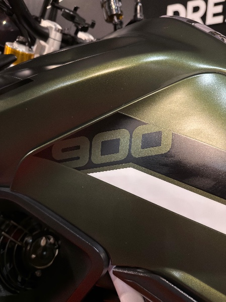 TRIUMPH TIGER 900 900 RALLY PRO /2023 EXCLUSIVO VEÍCULOS SANTA CRUZ DO SUL / Carros no Vale