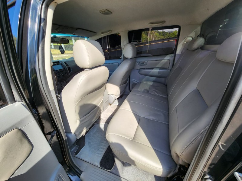 TOYOTA HILUX CD SRV D4-D 4X4 3.0 TDI DIESEL AUT 2006/2006 TS VEÍCULOS ANTA GORDA / Carros no Vale