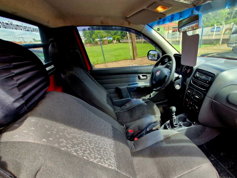 FIAT STRADA WORKING 1.4 CS 2014/2015 CRUZEIRO MULTIMARCAS CRUZEIRO DO SUL / Carros no Vale