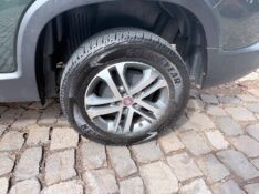 FIAT TORO 2.0 16V TURBO DIESEL FREEDOM 4WD MANUAL 2017/2017 ELY AUTOMÓVEIS LAJEADO / Carros no Vale