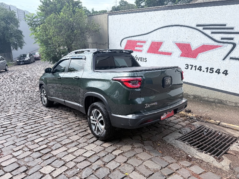 FIAT TORO 2.0 16V TURBO DIESEL FREEDOM 4WD MANUAL 2017/2017 ELY AUTOMÓVEIS LAJEADO / Carros no Vale