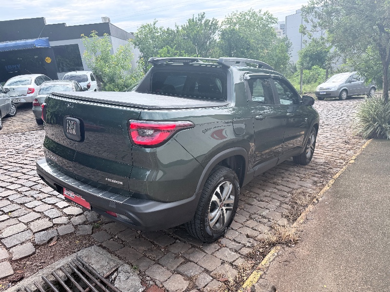 FIAT TORO 2.0 16V TURBO DIESEL FREEDOM 4WD MANUAL 2017/2017 ELY AUTOMÓVEIS LAJEADO / Carros no Vale