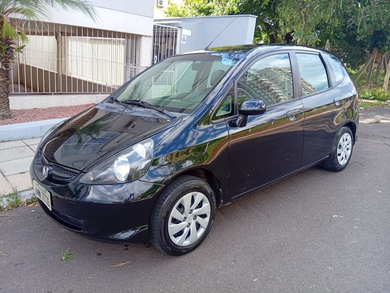HONDA FIT 1.4 LXL 2006/2007 ALTERNATIVA VEÍCULOS LAJEADO / Carros no Vale