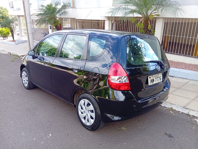 HONDA FIT 1.4 LXL 2006/2007 ALTERNATIVA VEÍCULOS LAJEADO / Carros no Vale