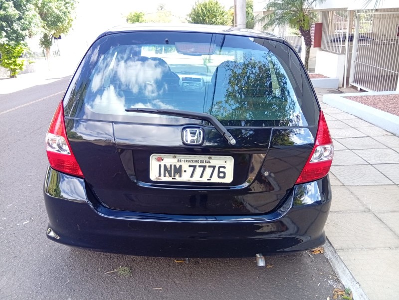 HONDA FIT 1.4 LXL 2006/2007 ALTERNATIVA VEÍCULOS LAJEADO / Carros no Vale