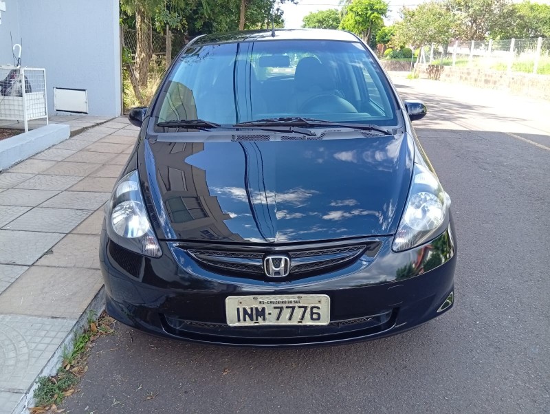 HONDA FIT 1.4 LXL 2006/2007 ALTERNATIVA VEÍCULOS LAJEADO / Carros no Vale