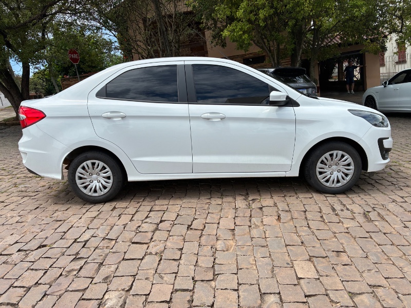 FORD KA + 1.5 SE PLUS 16V 2019/2020 COMPLETO VEÍCULOS GUAPORÉ / Carros no Vale