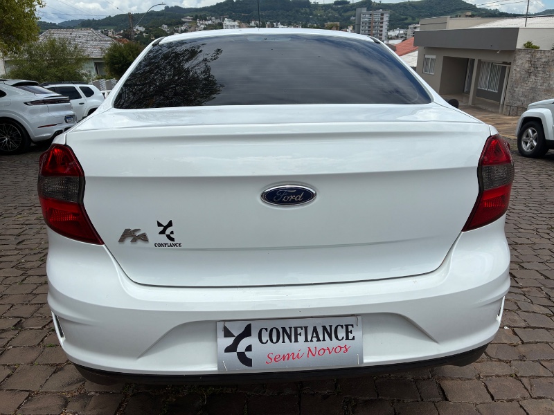 FORD KA + 1.5 SE PLUS 16V 2019/2020 COMPLETO VEÍCULOS GUAPORÉ / Carros no Vale