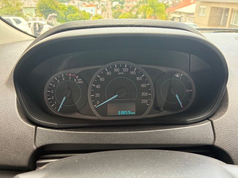 FORD KA + 1.5 SE PLUS 16V 2019/2020 COMPLETO VEÍCULOS GUAPORÉ / Carros no Vale