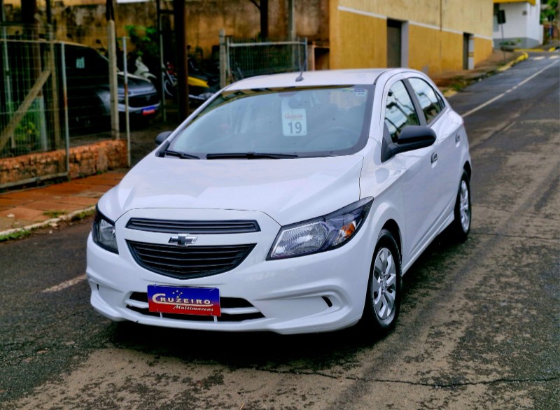 CHEVROLET ONIX 1.0 JOY 2019/2019 CRUZEIRO MULTIMARCAS CRUZEIRO DO SUL / Carros no Vale