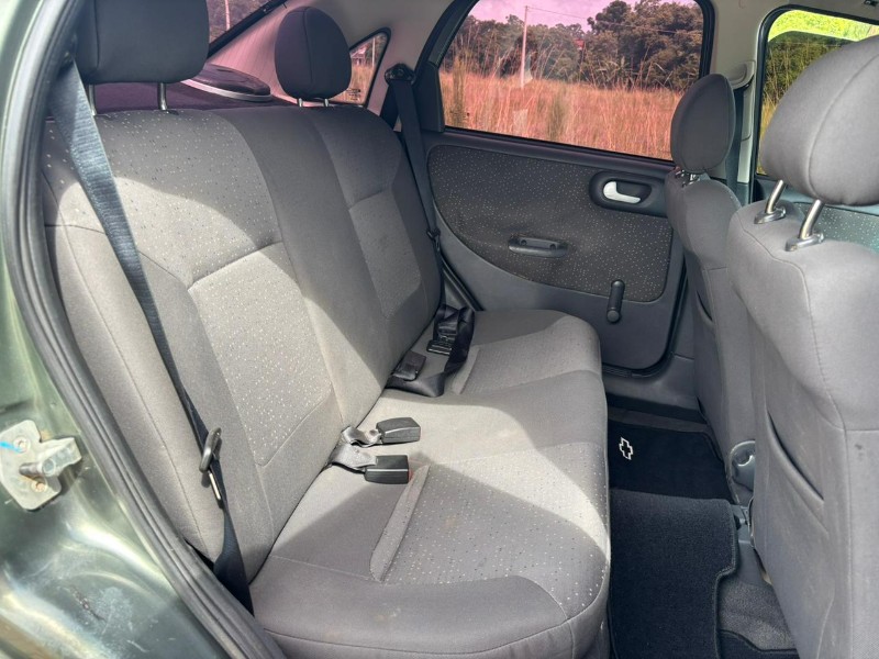 CHEVROLET CORSA SED. PREMIUM /2011 RT 811 VEÍCULOS ARROIO DO MEIO / Carros no Vale